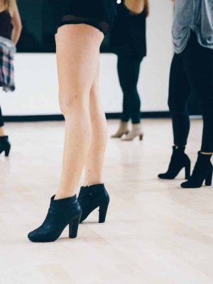 dancers-in-heels